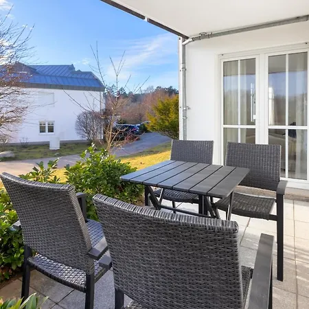 Moderne 3 Zimmer Ferienwohnung In Strandnaehe!! Heringsdorf  Exterior photo